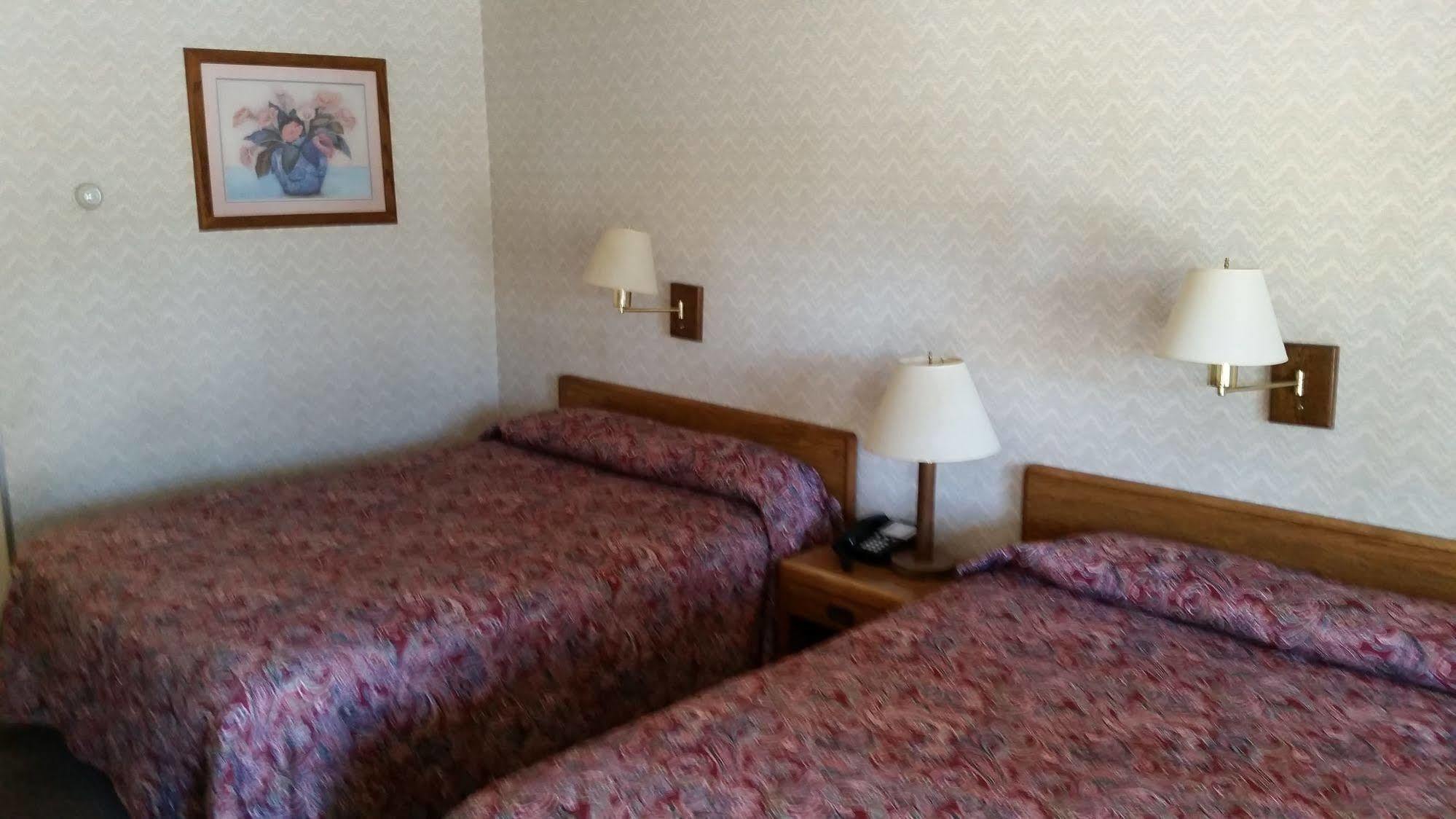 Motel Creekside 2*